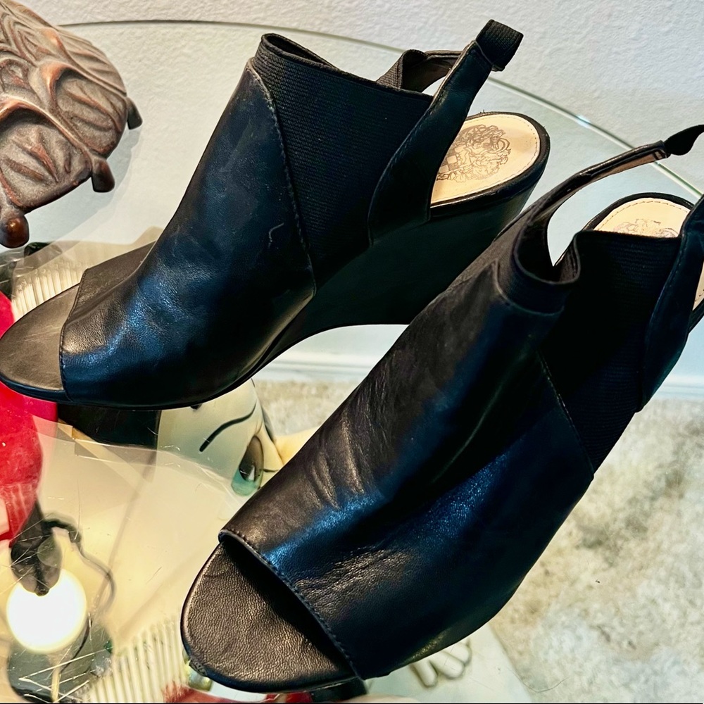 Vince Camuto wedged mule